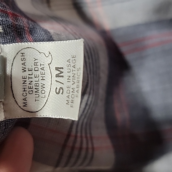 Urban Renewal Size S/M Prairie Style Top with Pearl Snap Closure.  EUC - Picture 11 of 11